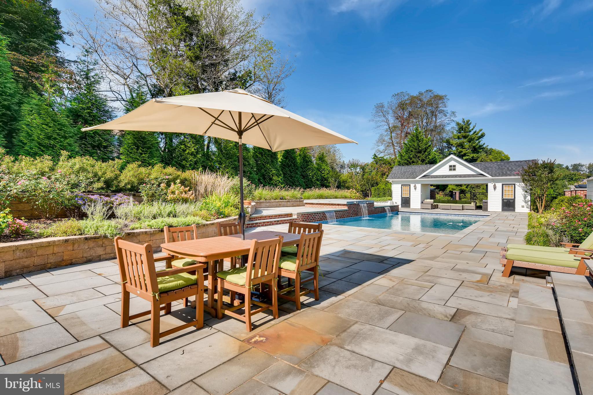 WORTHINGTON GREEN - Residential