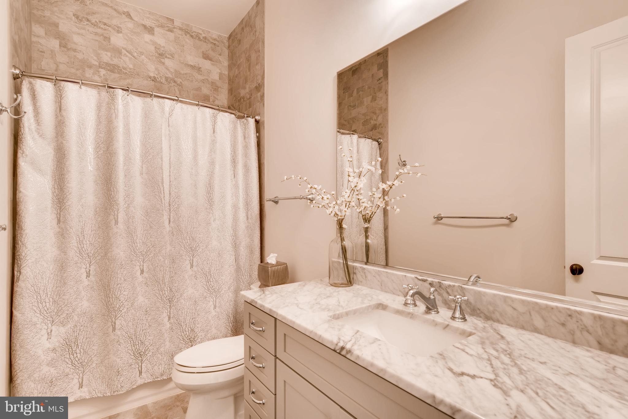 WORTHINGTON GREEN - Residential