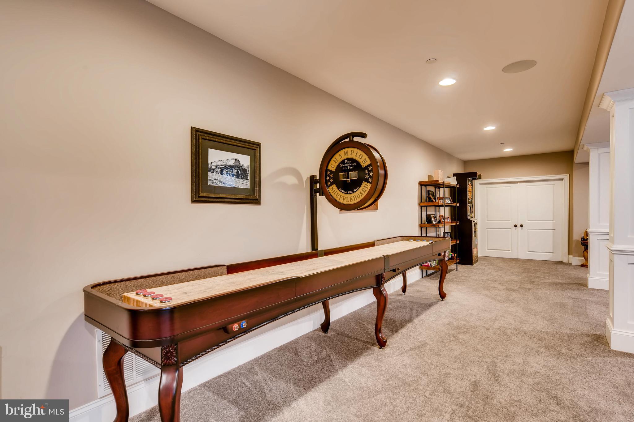 WORTHINGTON GREEN - Residential