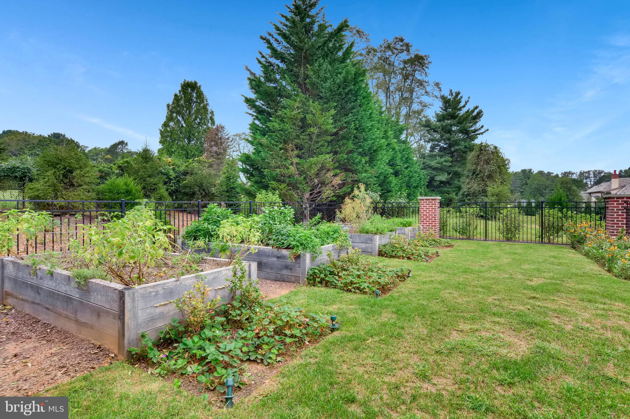 WORTHINGTON GREEN - Residential