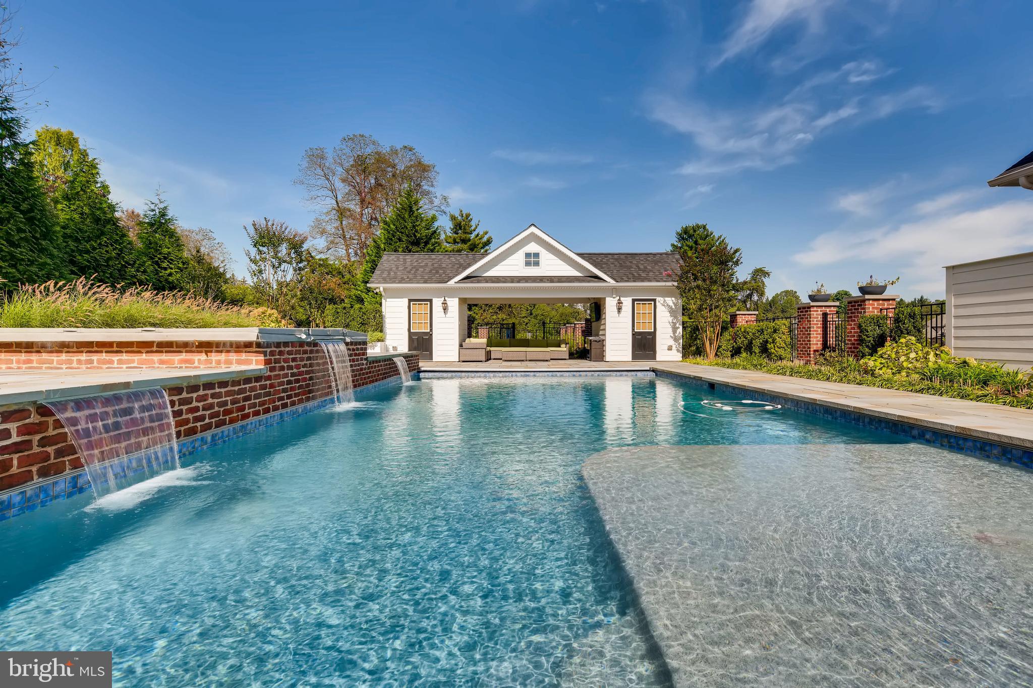 WORTHINGTON GREEN - Residential