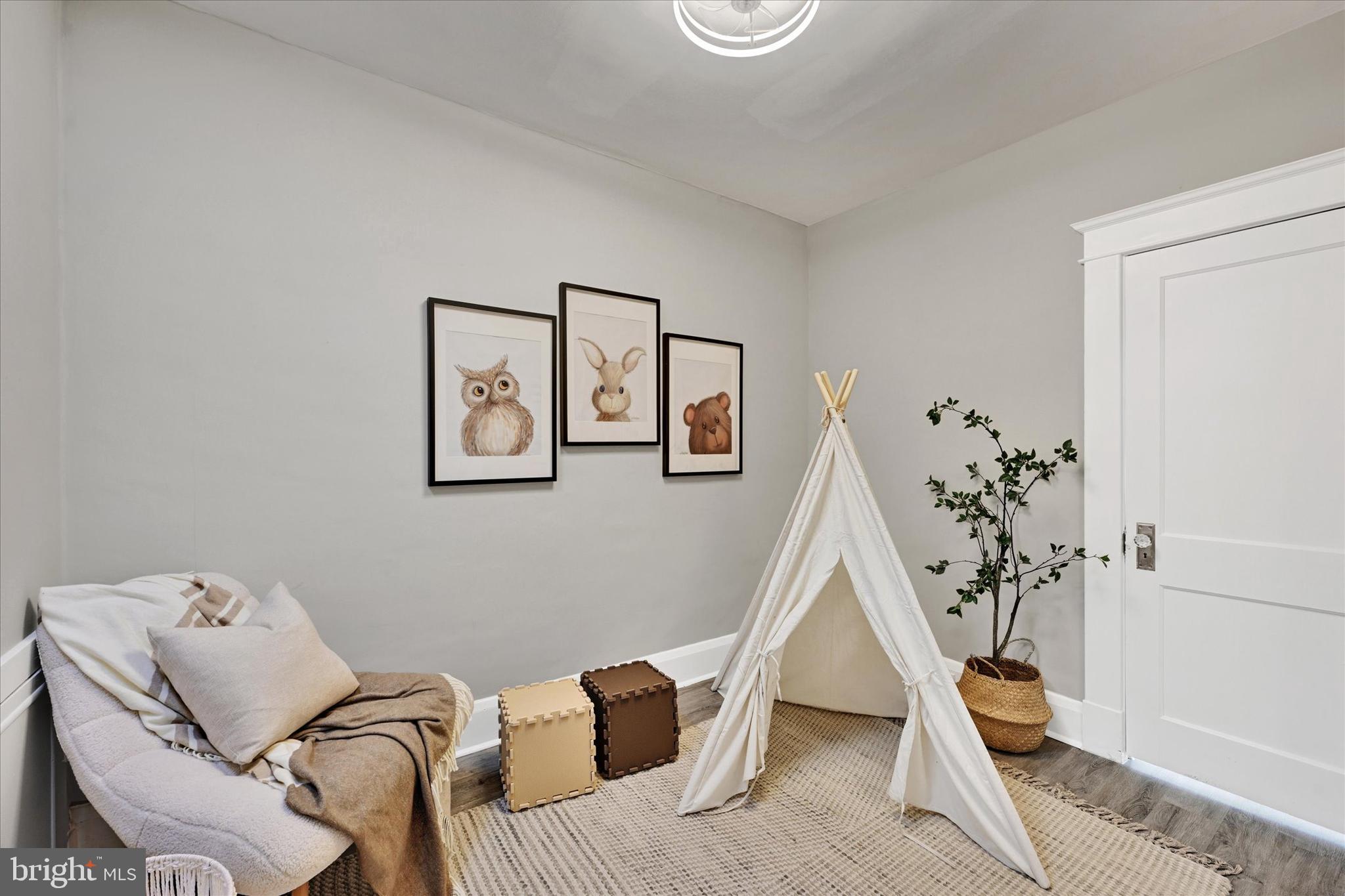 BREWERS HILL - Residential Lease