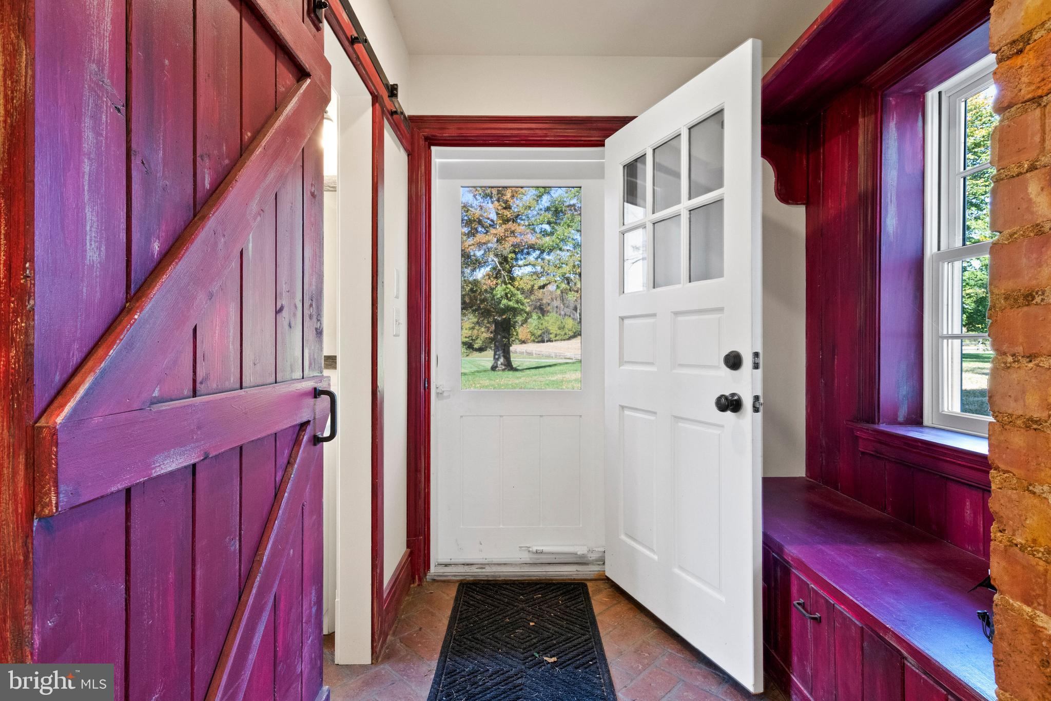 MY LADY'S MANOR - Residential Lease