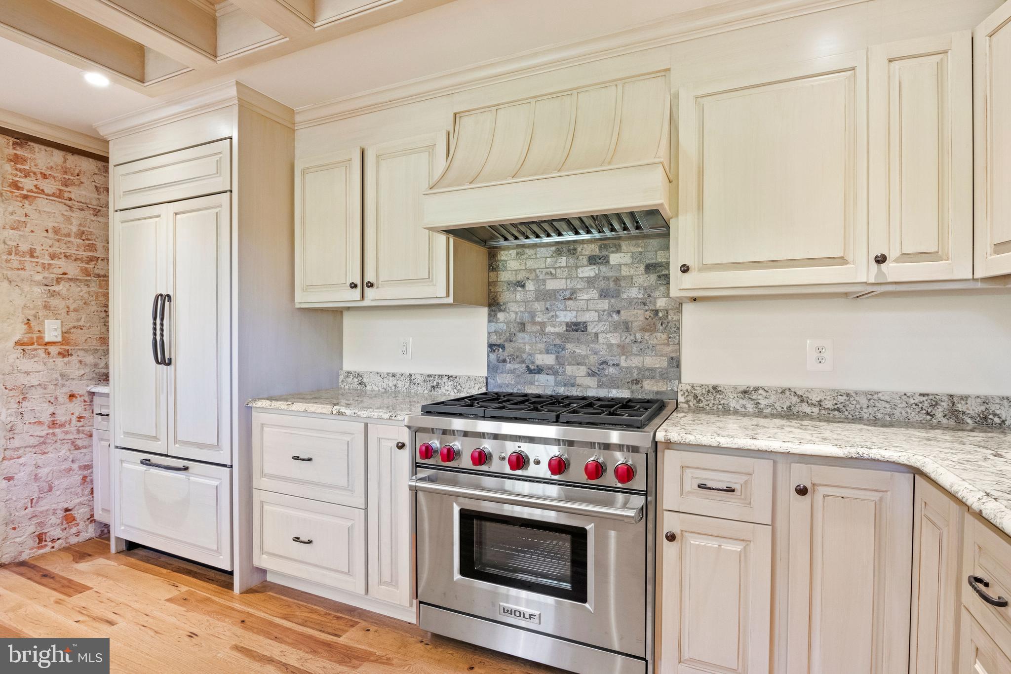 MY LADY'S MANOR - Residential Lease