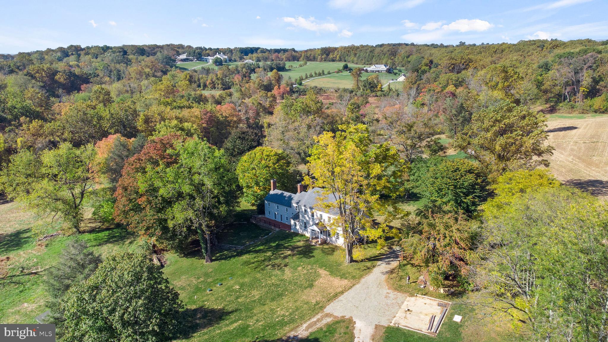 MY LADY'S MANOR - Residential Lease