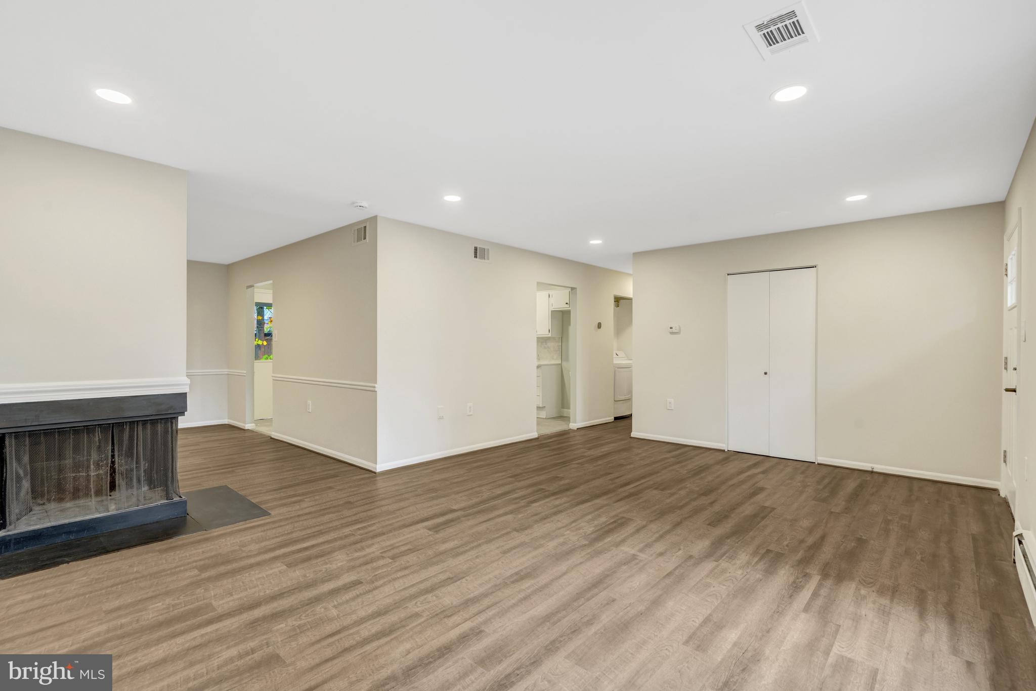 STERLING  PARK - Residential