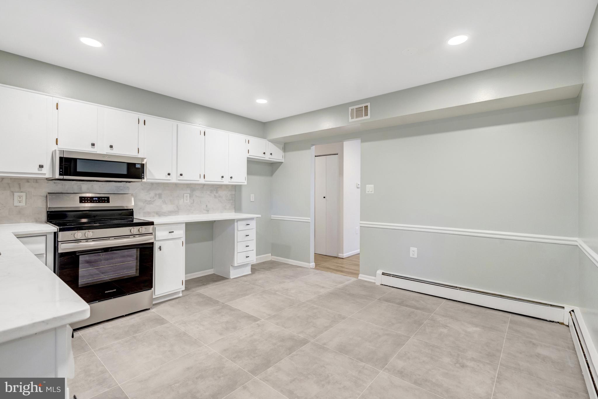 STERLING  PARK - Residential