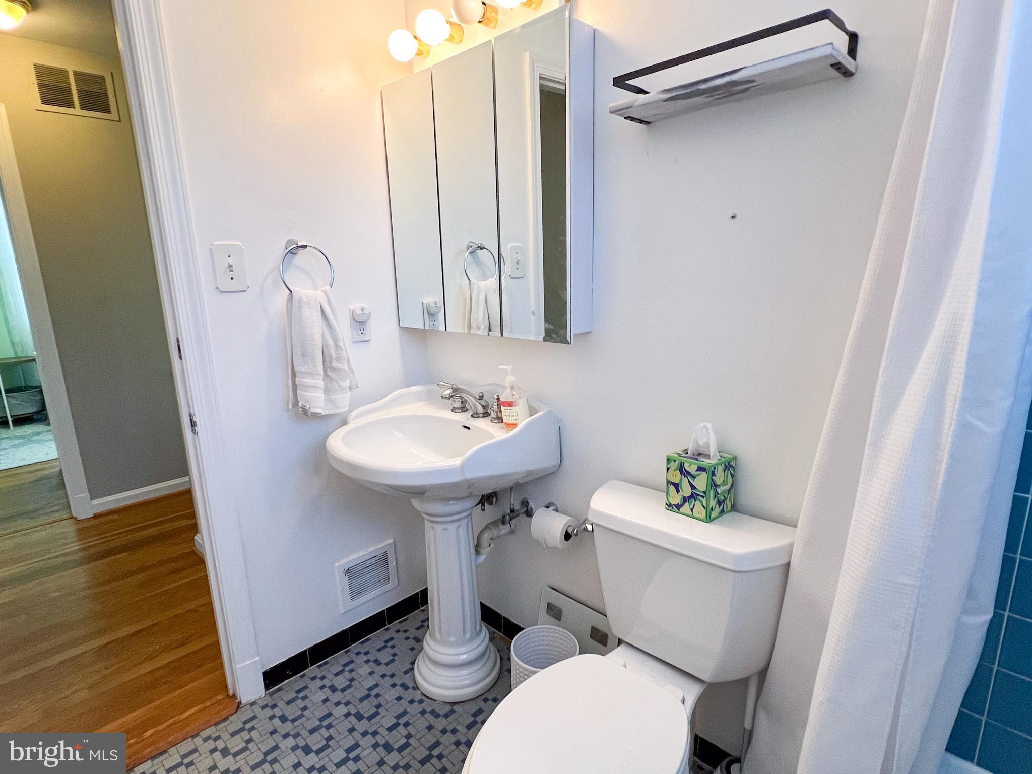 BURGUNDY ESTATES - Residential Lease