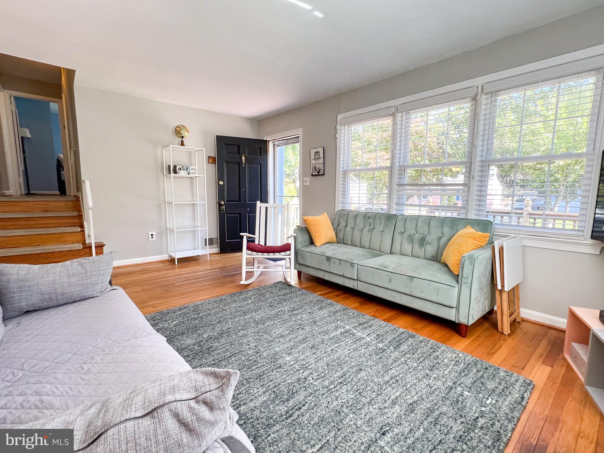 BURGUNDY ESTATES - Residential Lease