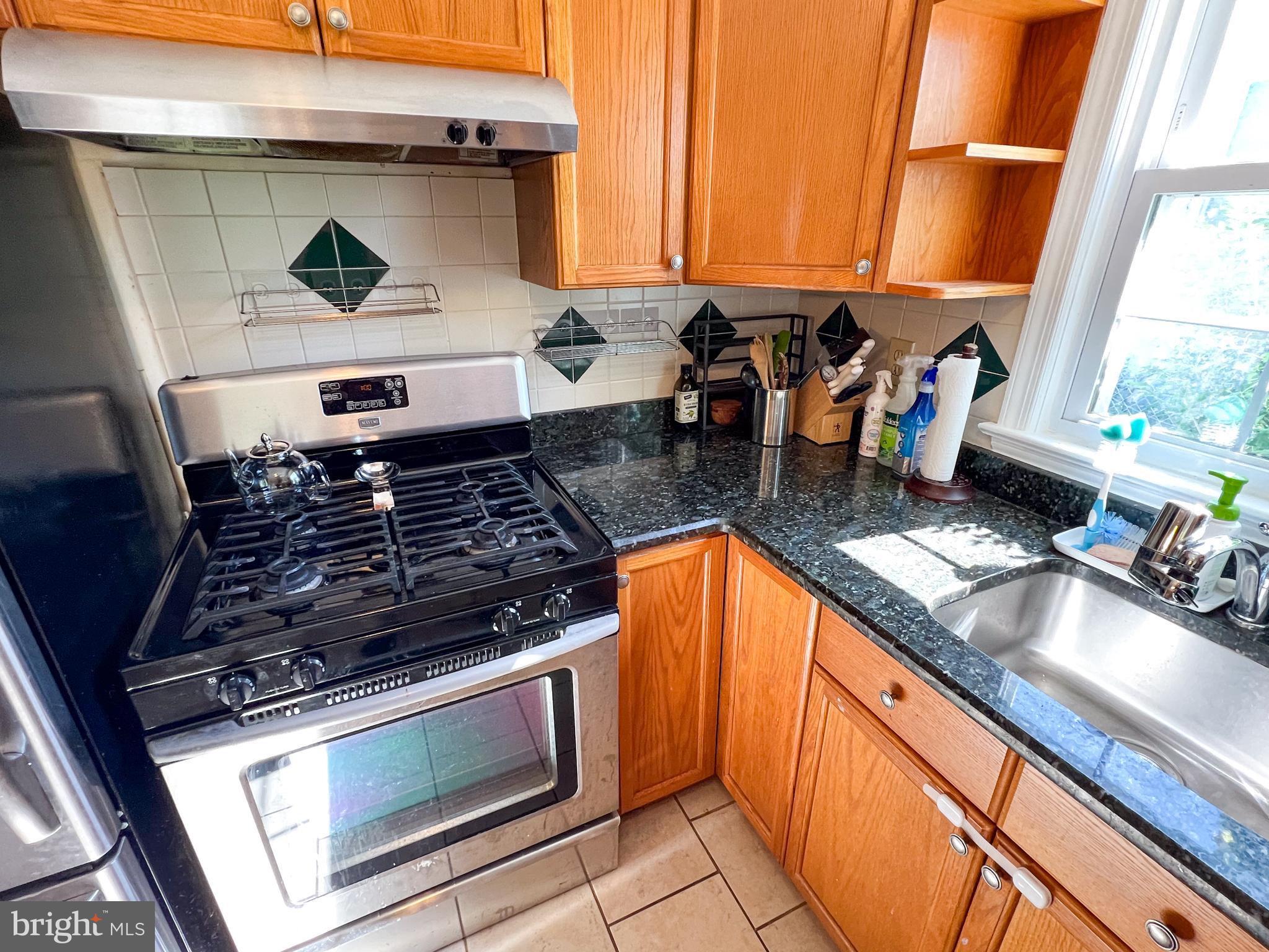 BURGUNDY ESTATES - Residential Lease