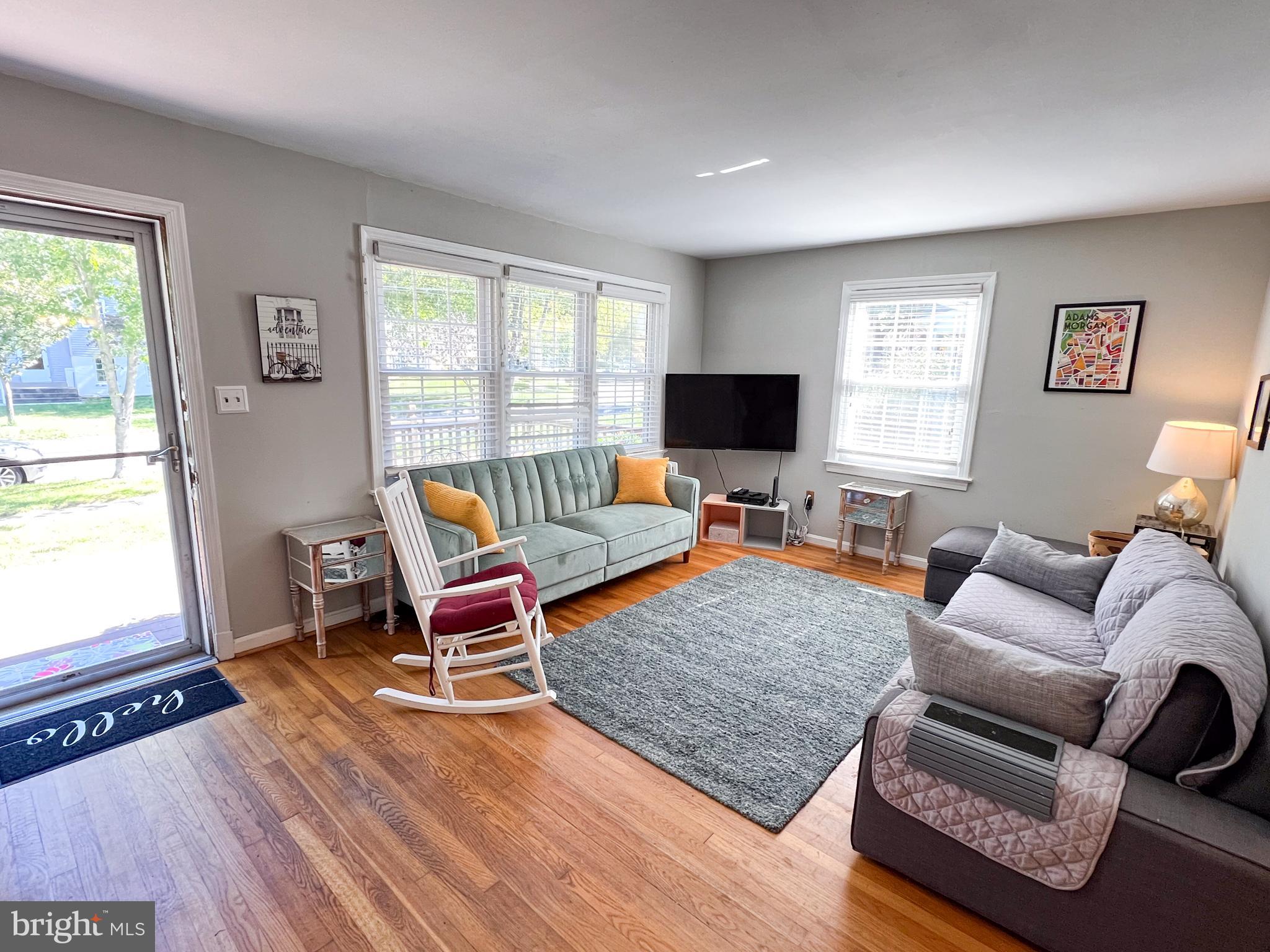 BURGUNDY ESTATES - Residential Lease