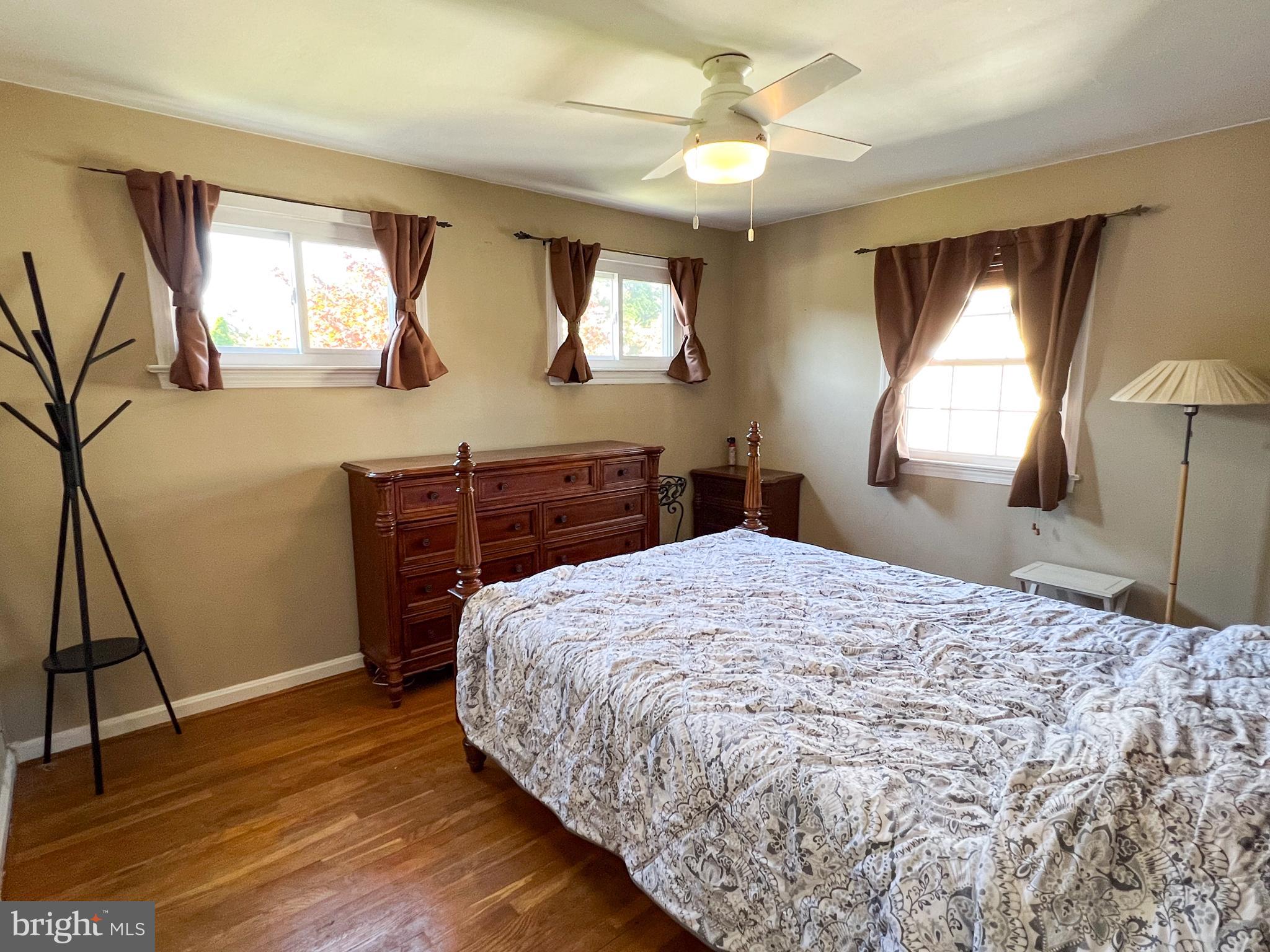 BURGUNDY ESTATES - Residential Lease