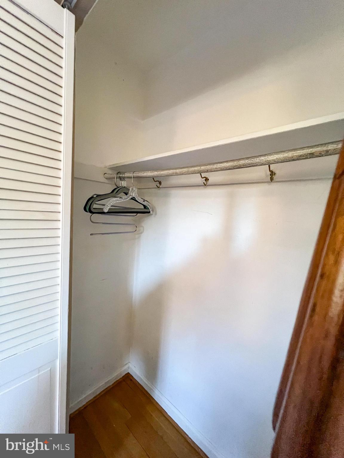 BURGUNDY ESTATES - Residential Lease