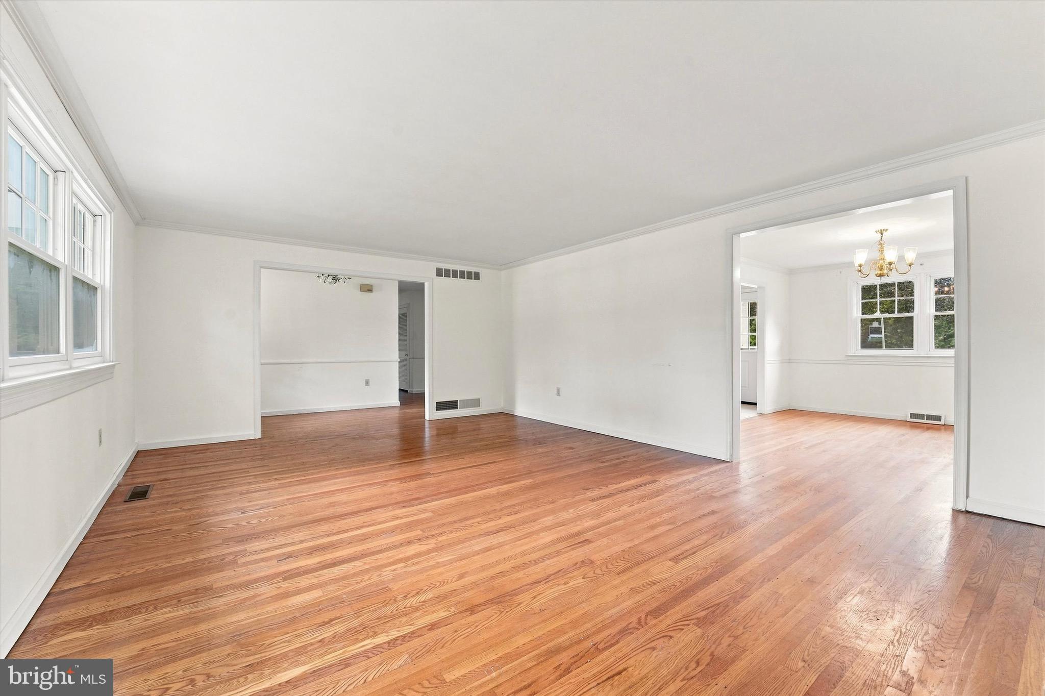 337 KENILWORTH LANE
