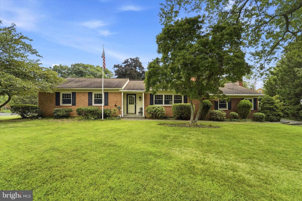 Photo of 337 Kenilworth Lane, LOWER GWYNEDD, PA 19002 (MLS # PAMC2190176)