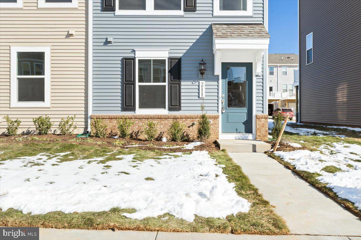 PRESIDENTS POINTE - Residential Lease