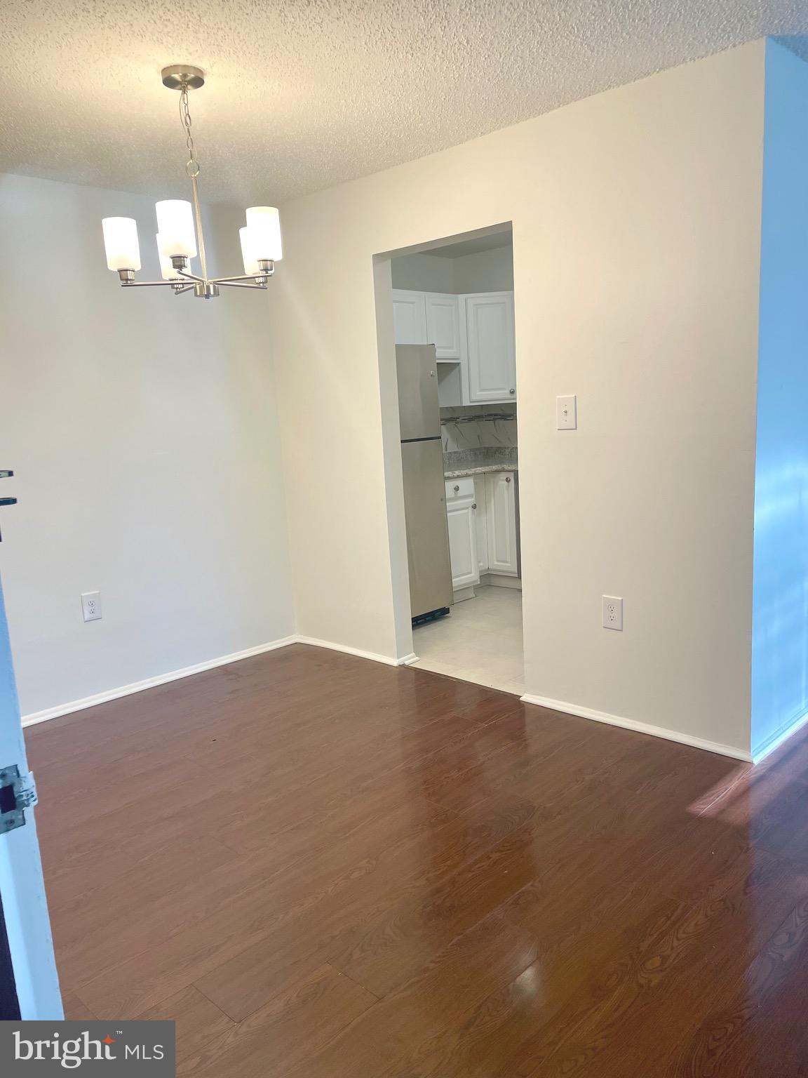 SWANN HILL CONDOMINIUMS - Residential