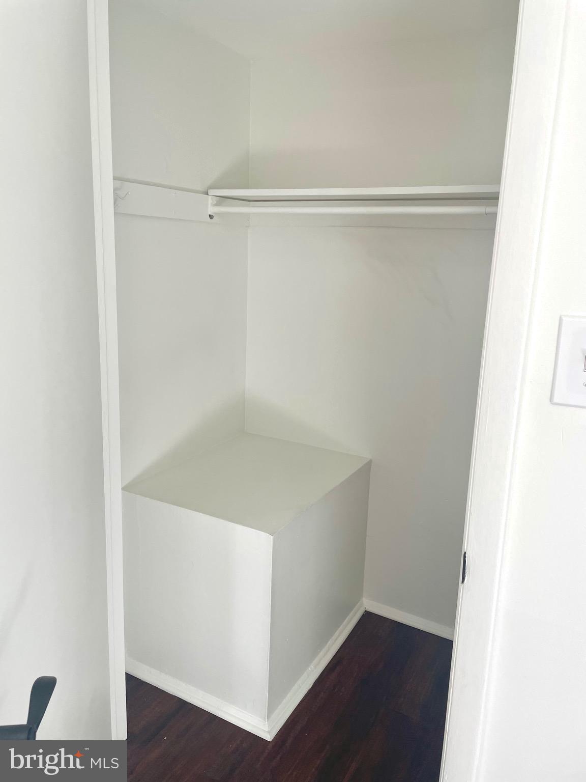 SWANN HILL CONDOMINIUMS - Residential