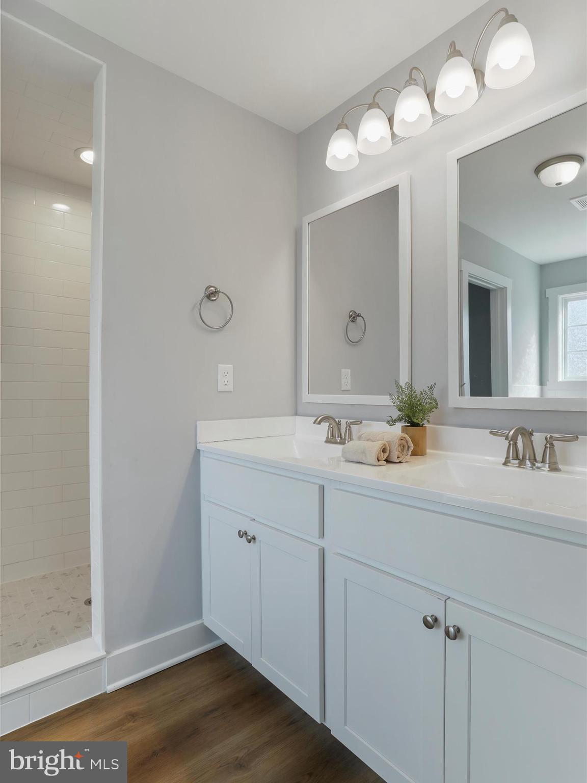 MILTON'S LANDING - Residential