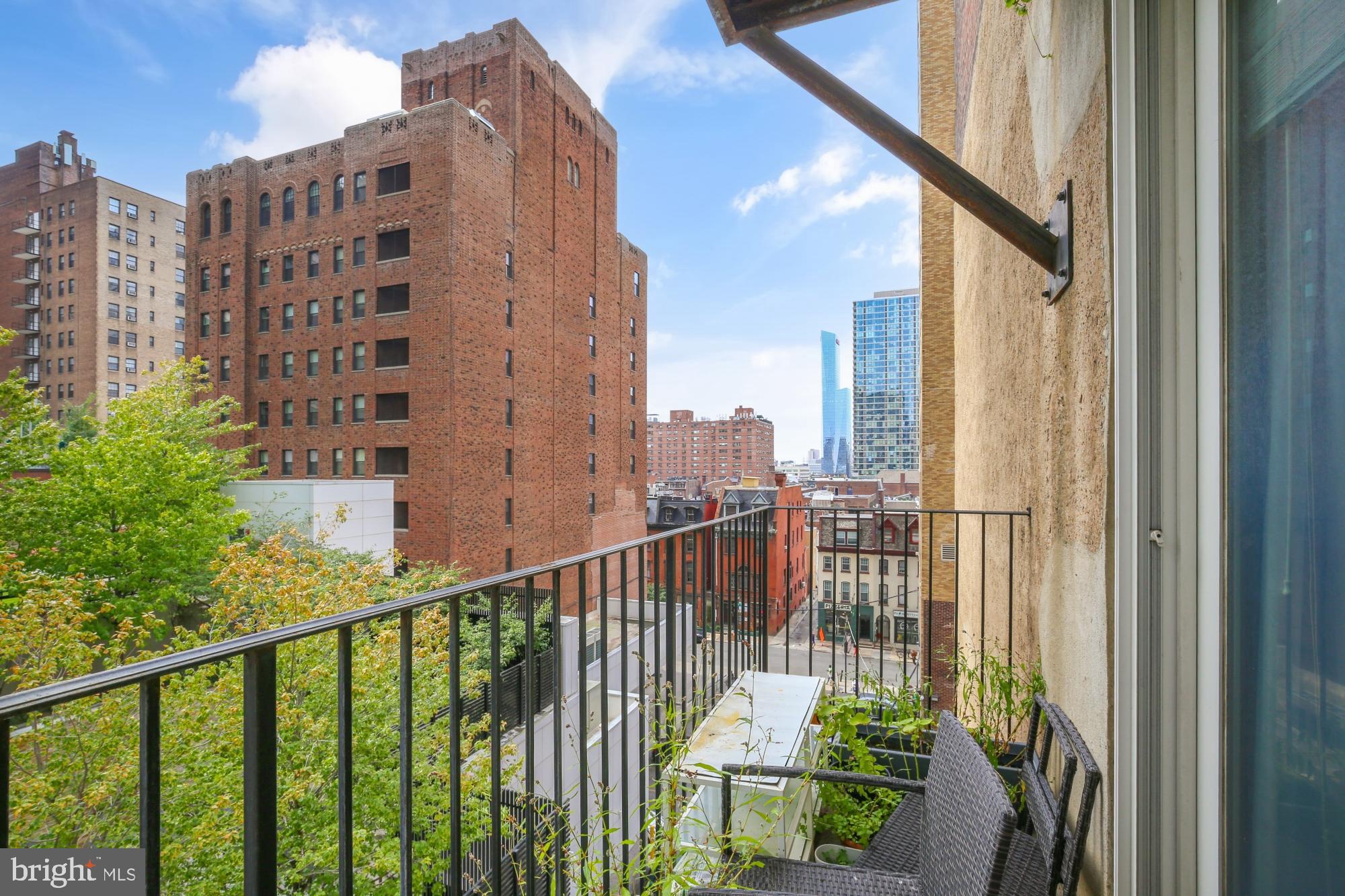 RITTENHOUSE SQUARE - Residential Lease