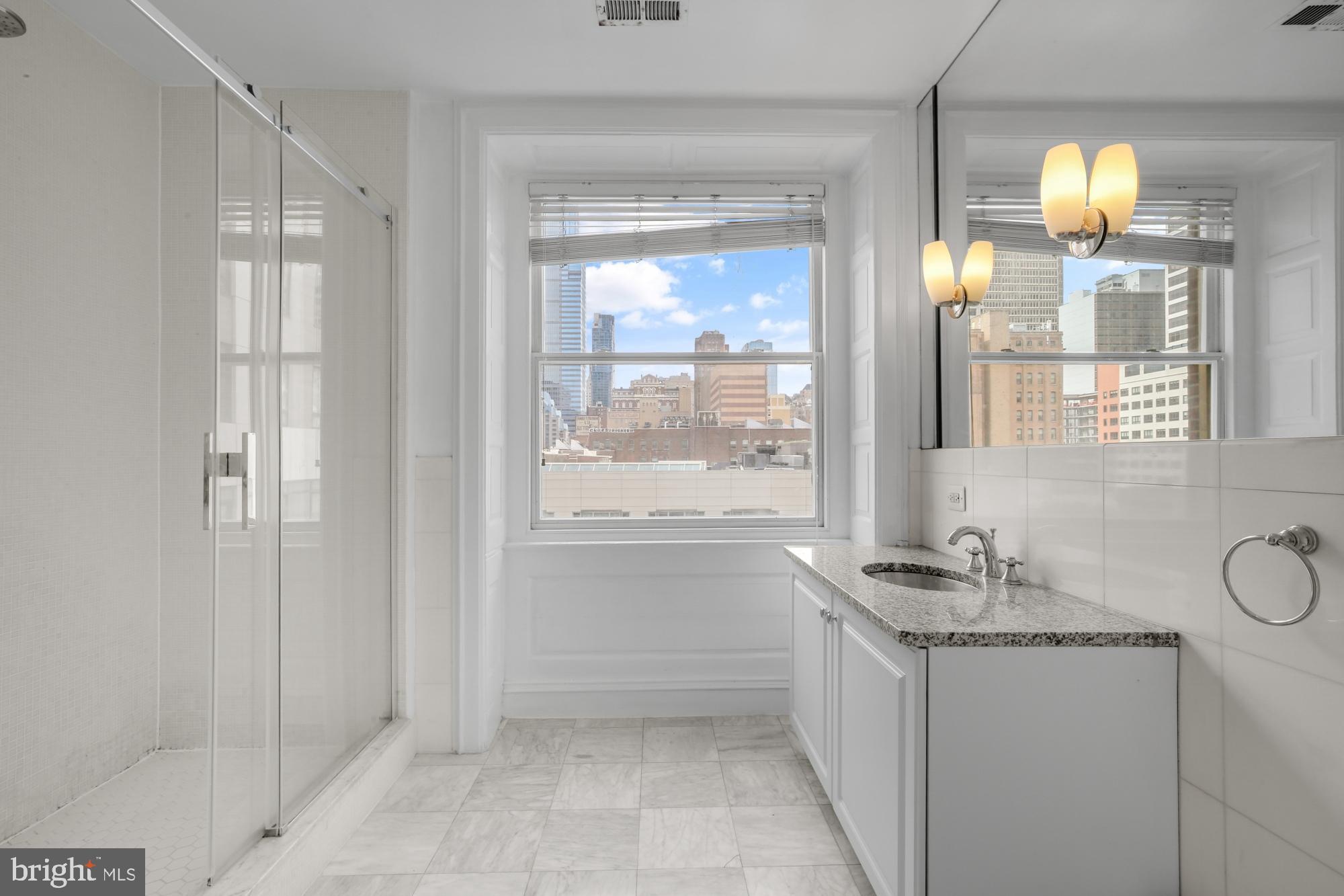 RITTENHOUSE SQUARE - Residential Lease