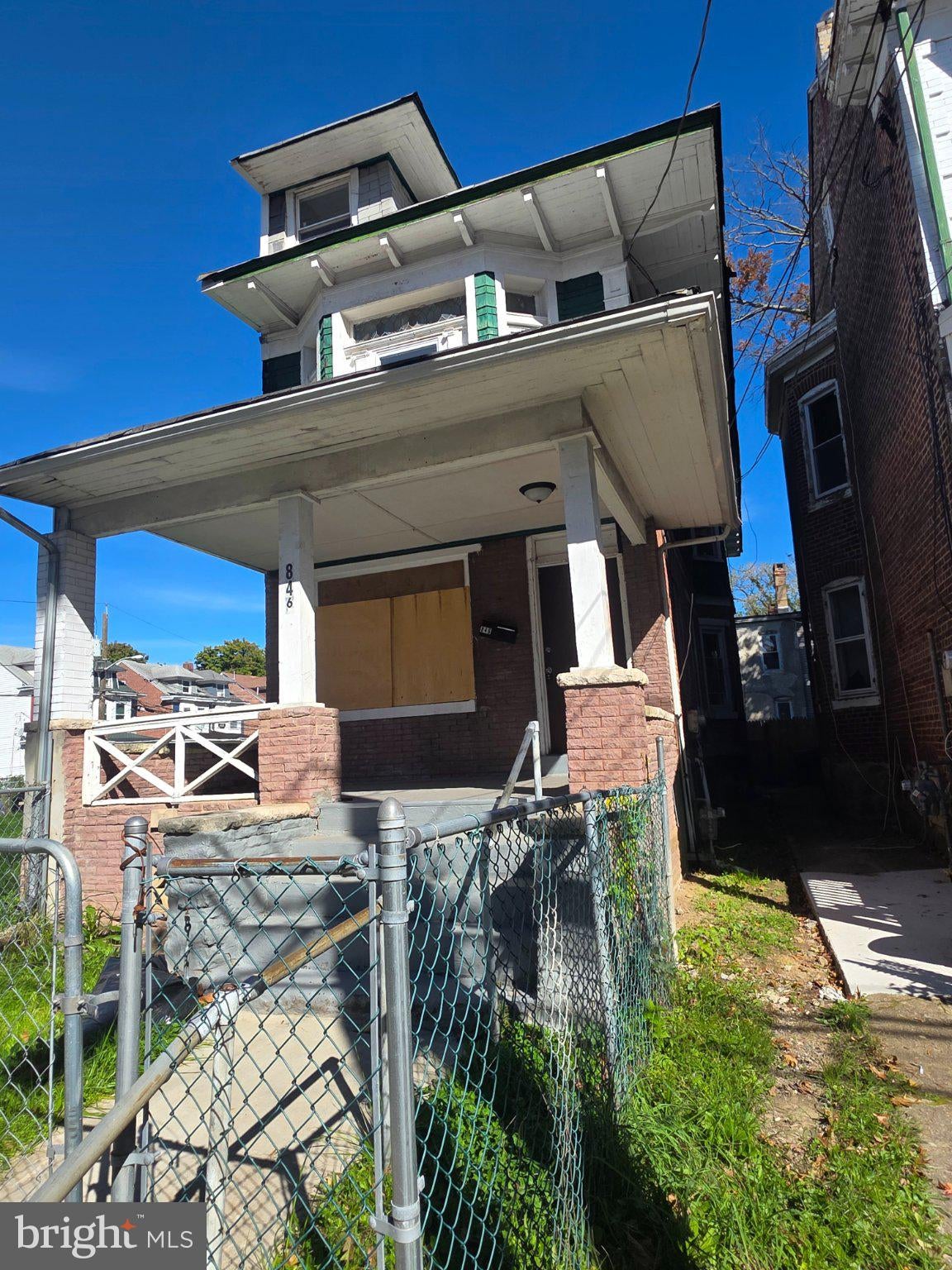 846 STUYVESANT AVENUE