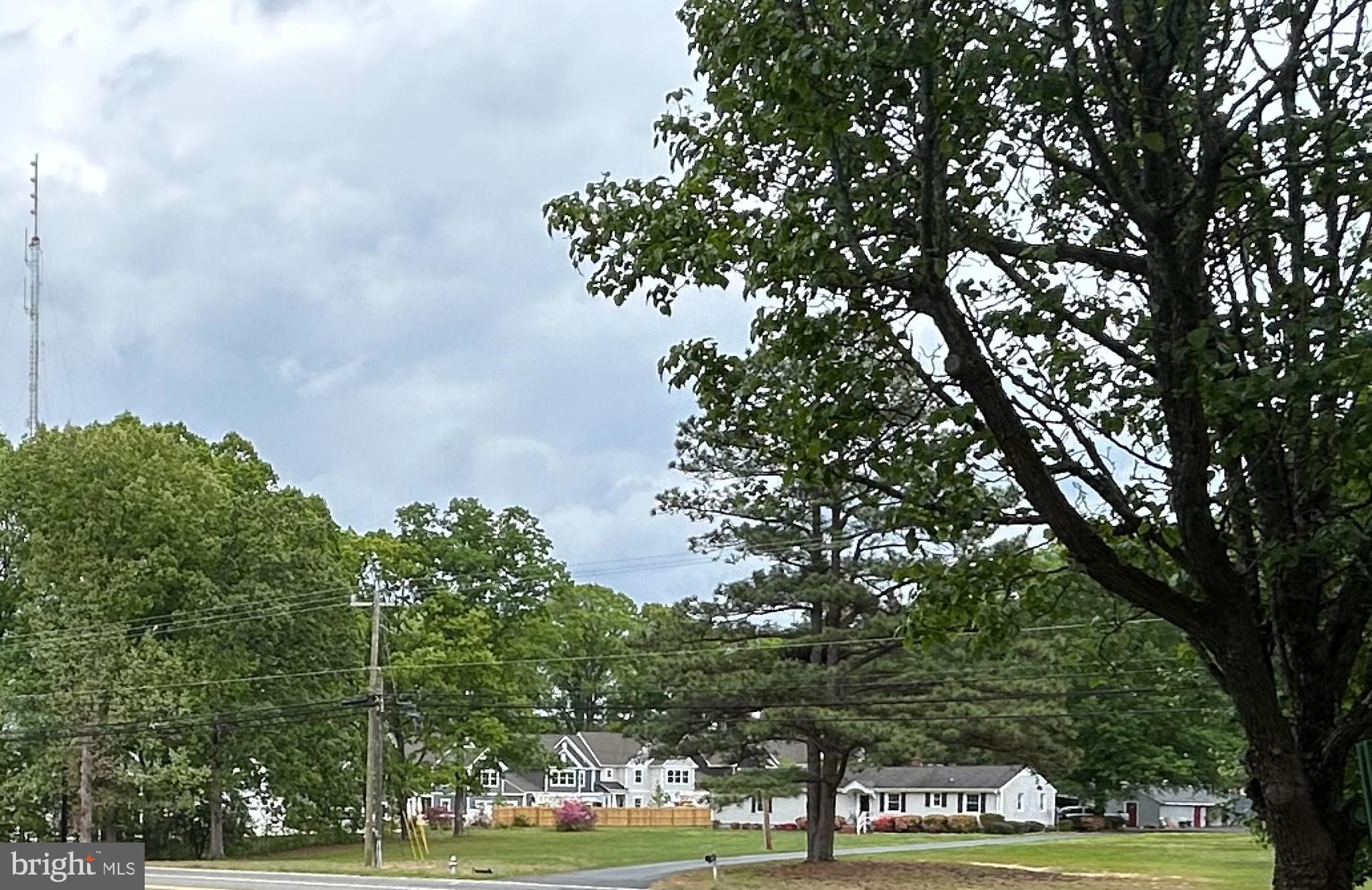 MECHANICSVILLE - Commercial Sale