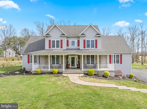 152 Laura Lane, Front Royal, VA MLS: VAWR2010754