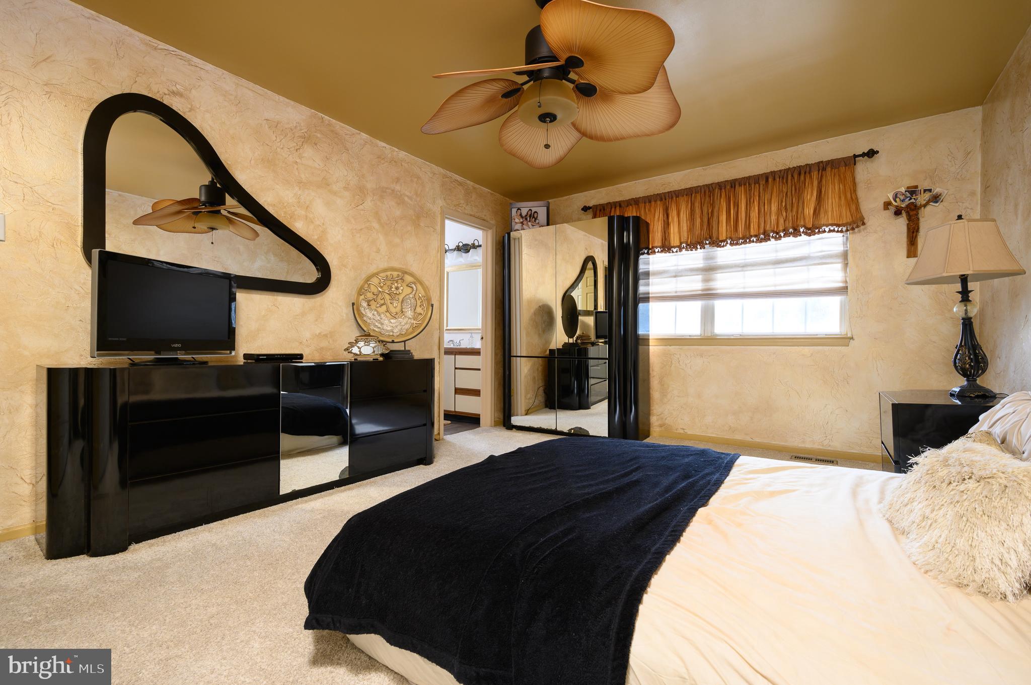 100 ACRE WOODS - Residential