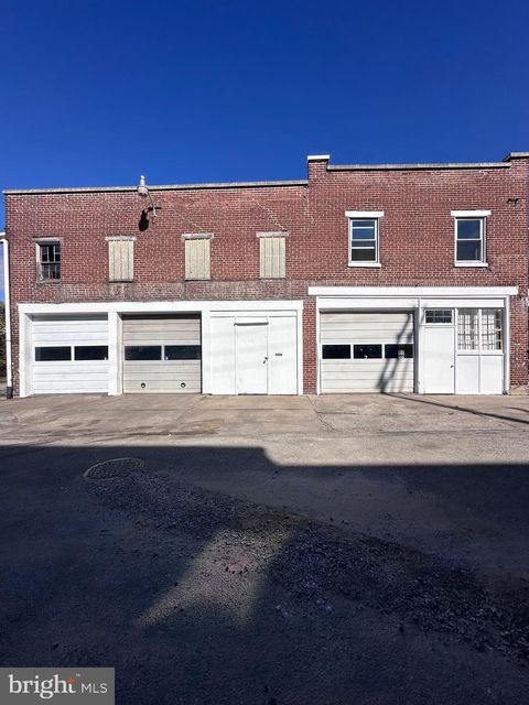 Photo of 1461 - 1463 W King Street #LEASE, YORK, PA 17404 (MLS # PAYK2092356)