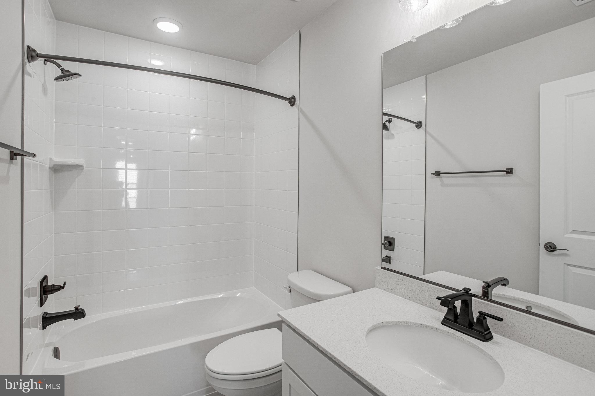 WILDERNESS SHORES - Residential