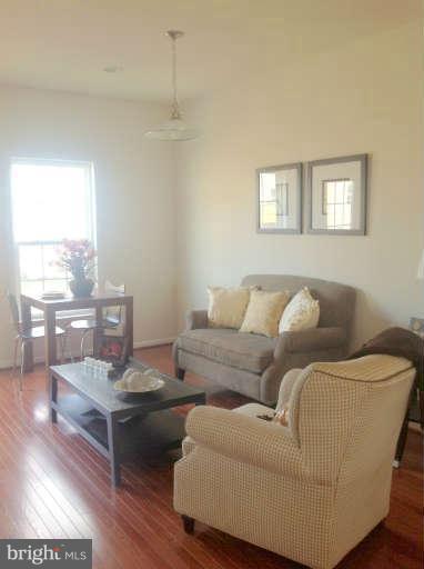 STONE RIDGE SOUTH - Residential Lease