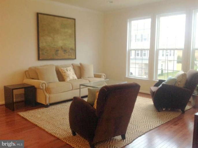 STONE RIDGE SOUTH - Residential Lease