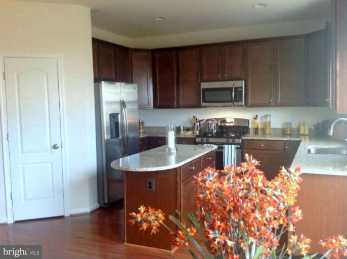 STONE RIDGE SOUTH - Residential Lease