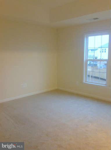 STONE RIDGE SOUTH - Residential Lease