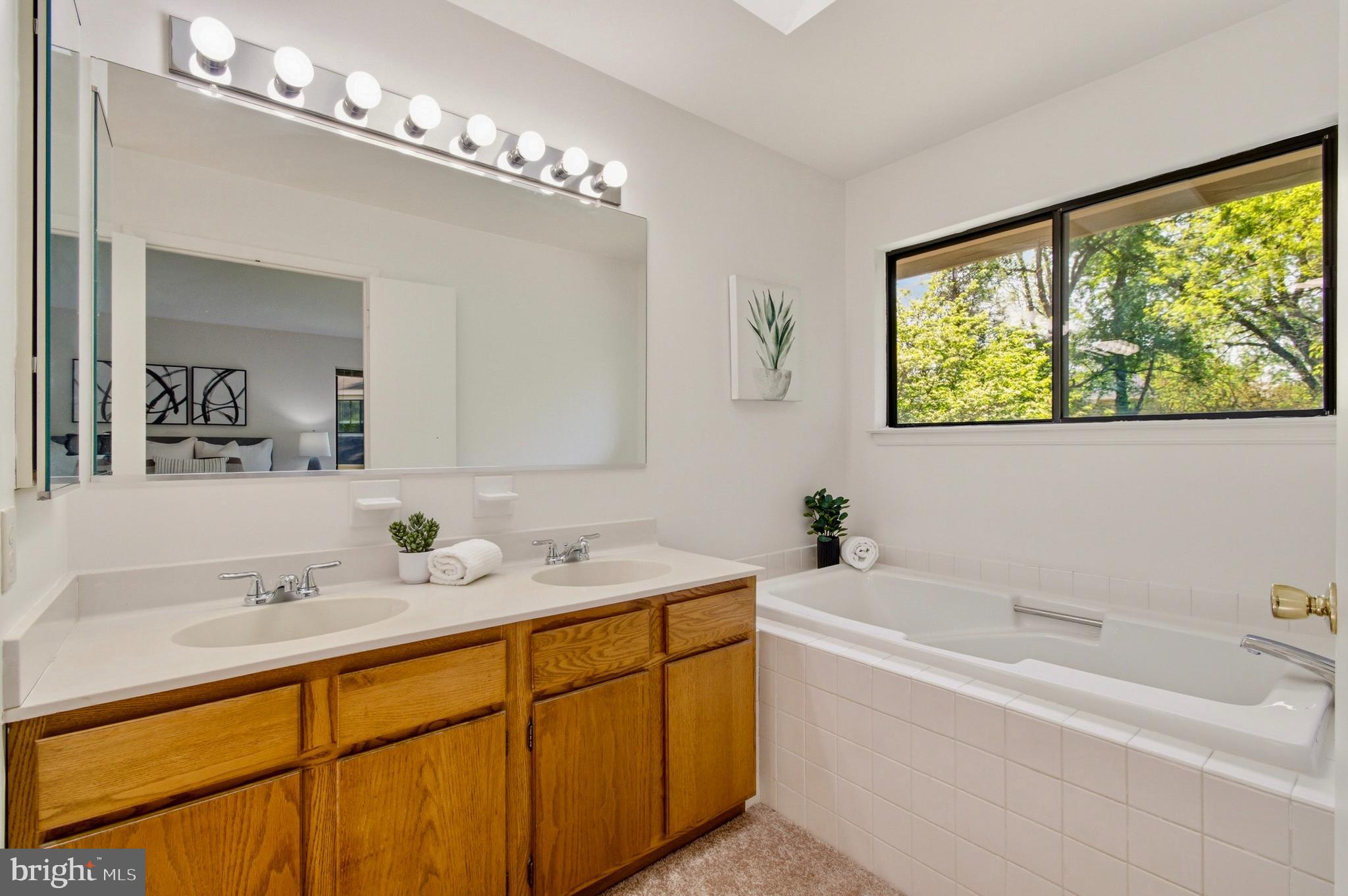 WHEATFIELD - Residential