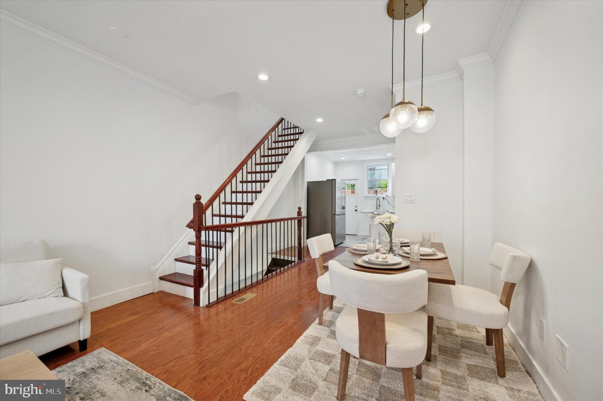 POINT BREEZE - Residential