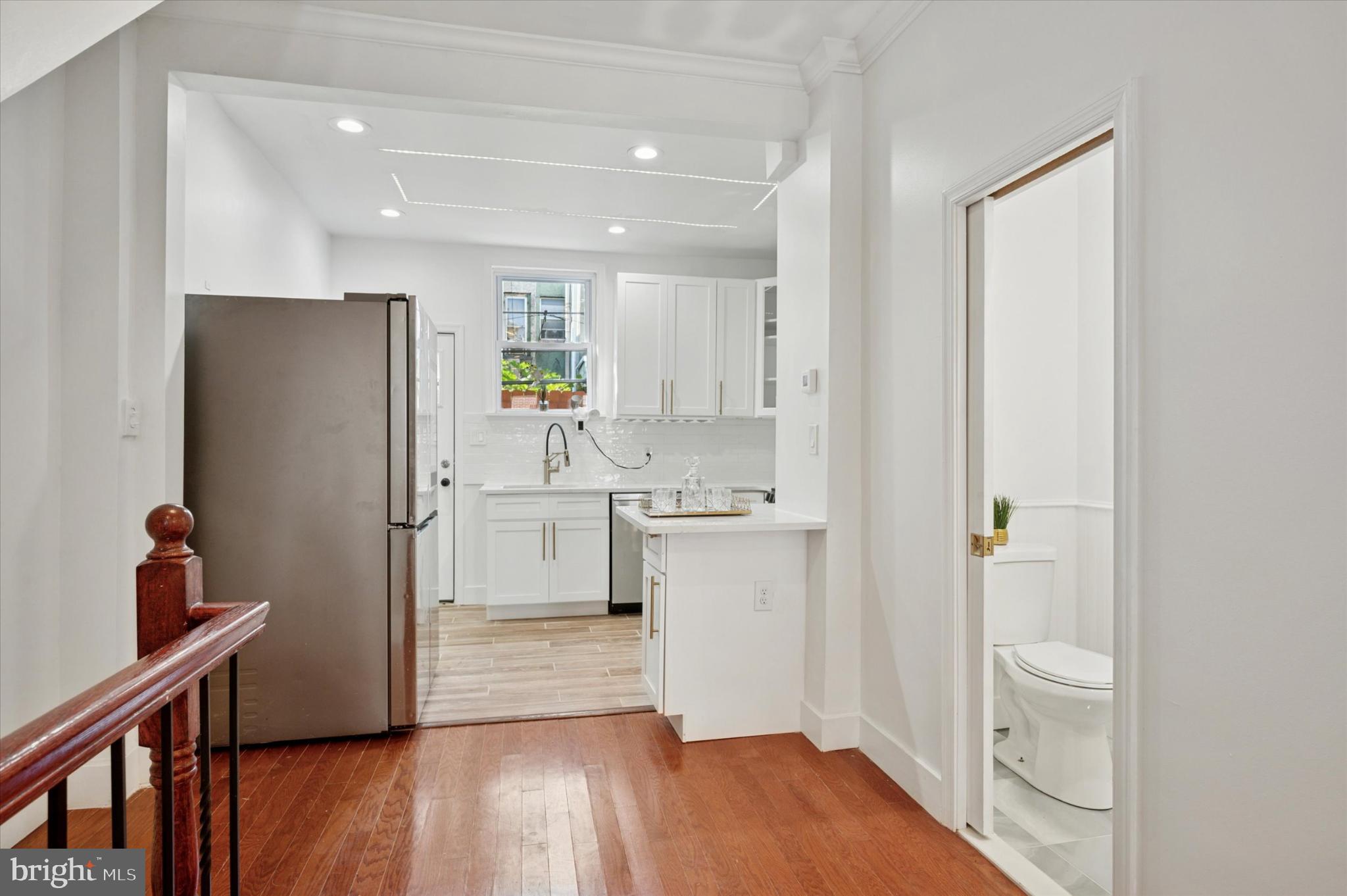 POINT BREEZE - Residential