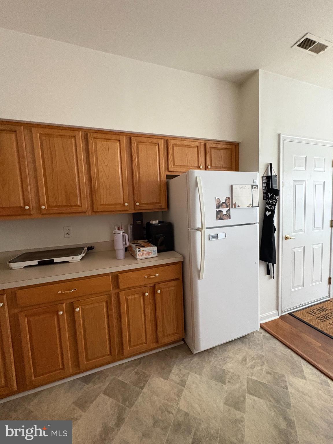 HEARTHSTONE MANOR - Residential