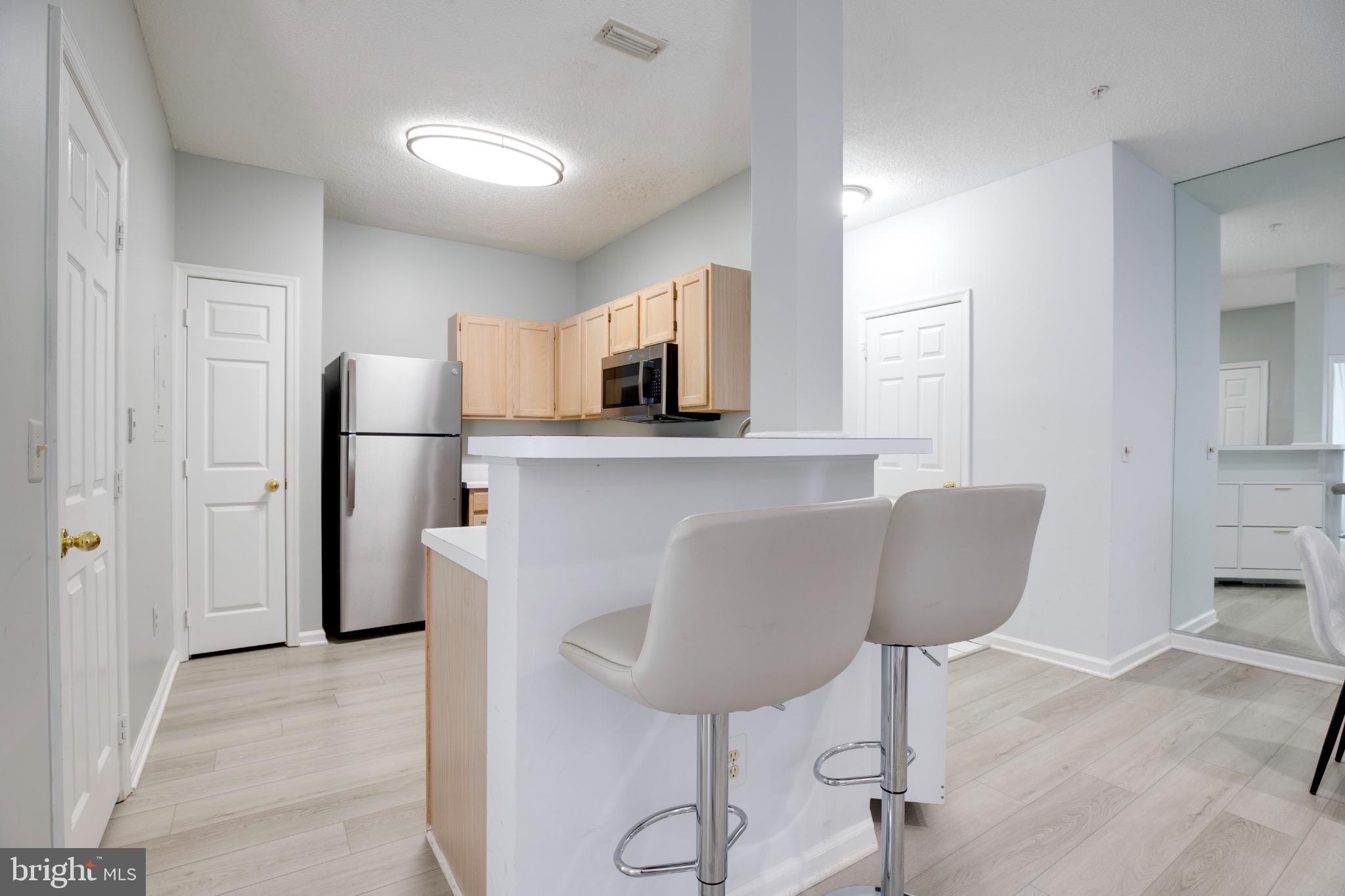 SANDERLING CONDO - Residential Lease