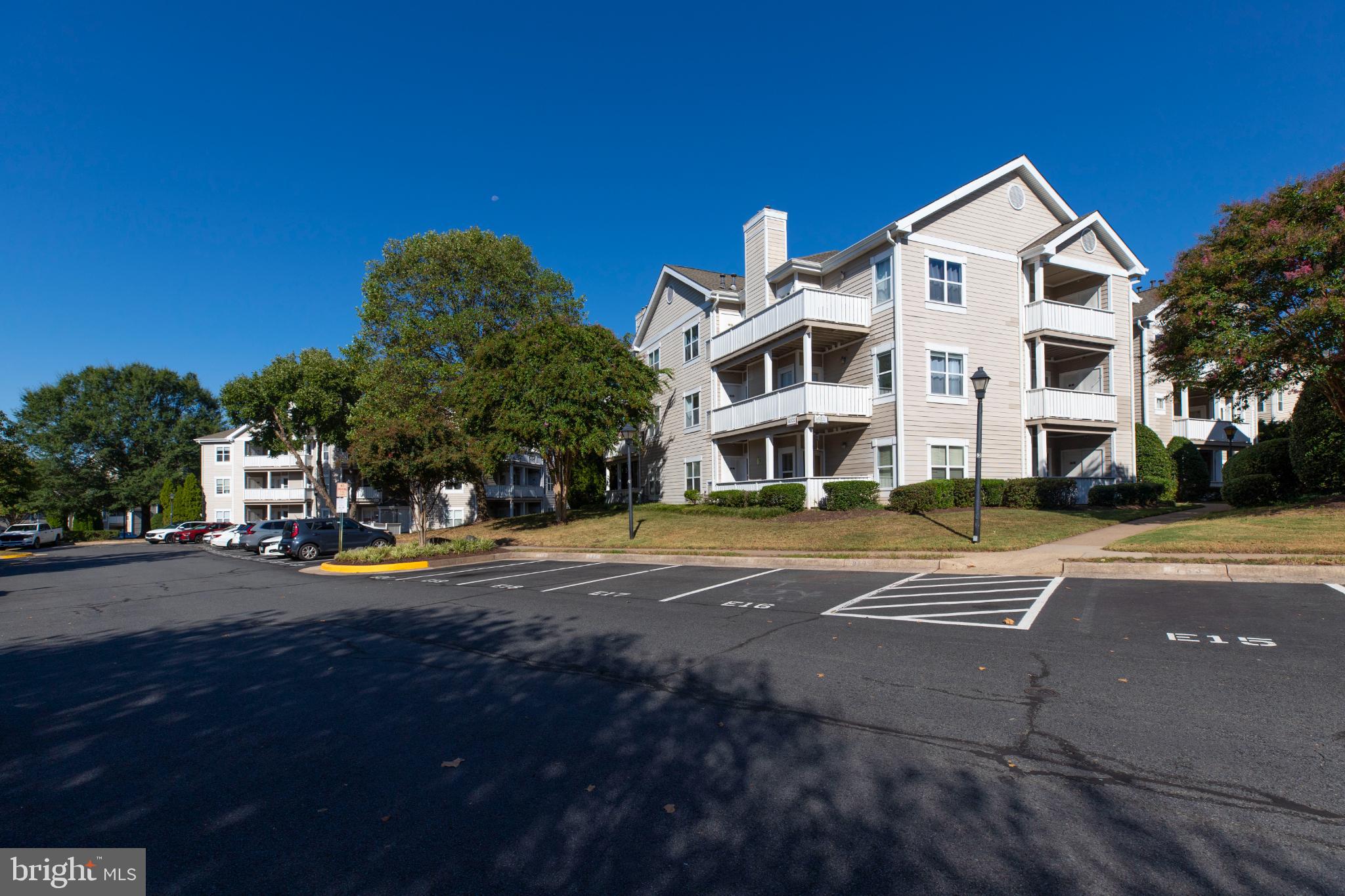 SANDERLING CONDO - Residential Lease