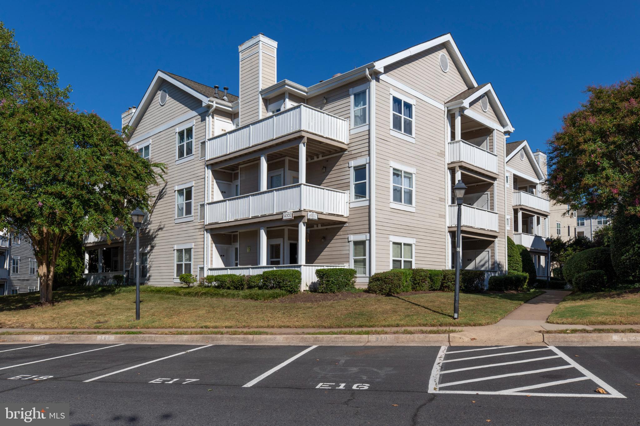 SANDERLING CONDO - Residential Lease