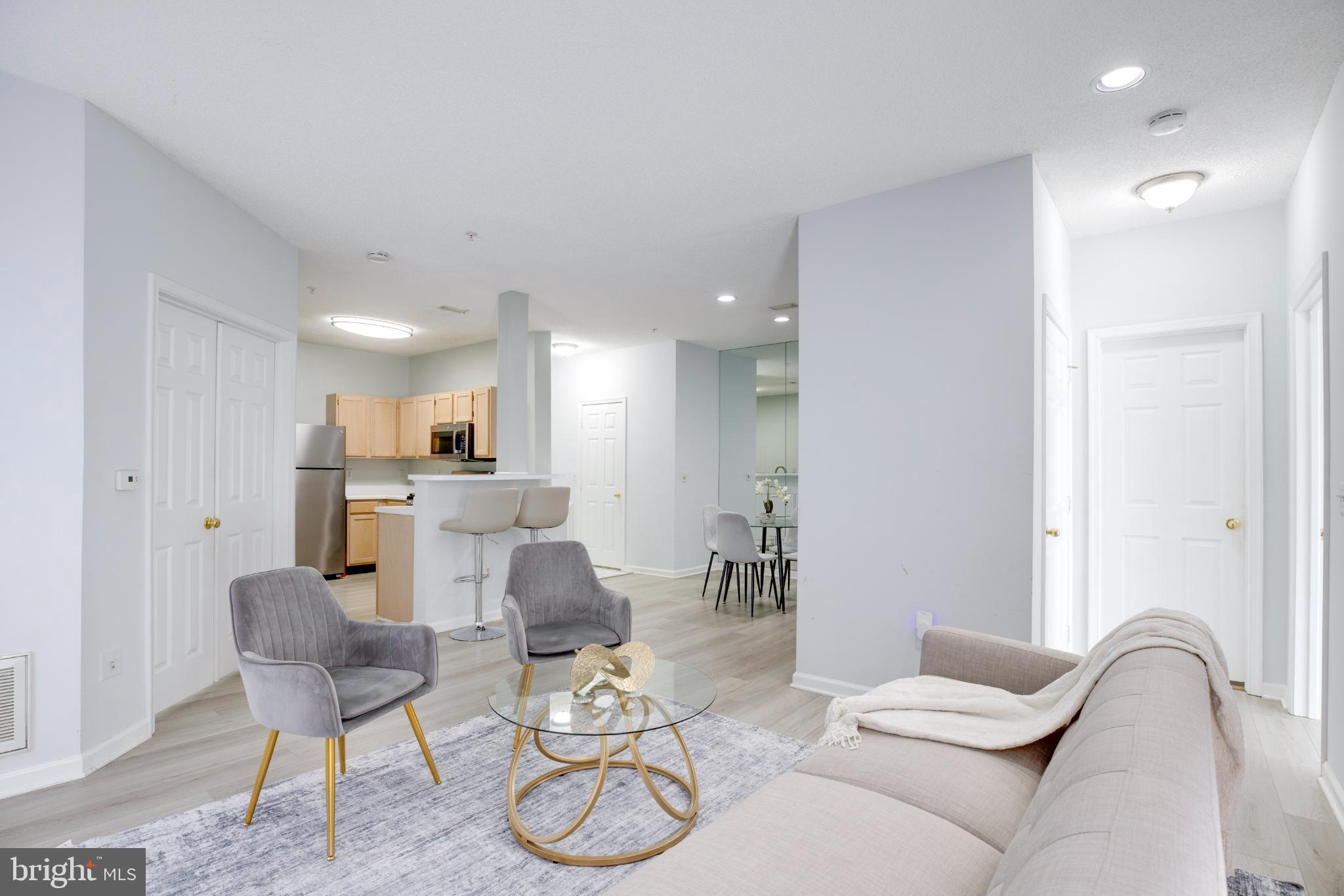 SANDERLING CONDO - Residential Lease