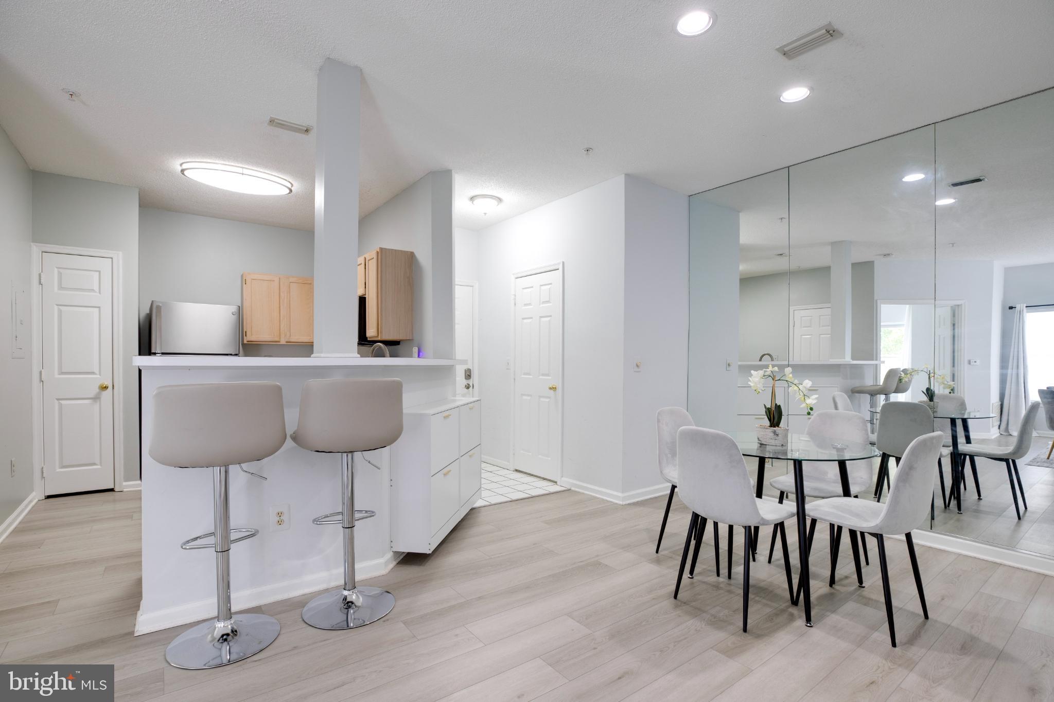 SANDERLING CONDO - Residential Lease