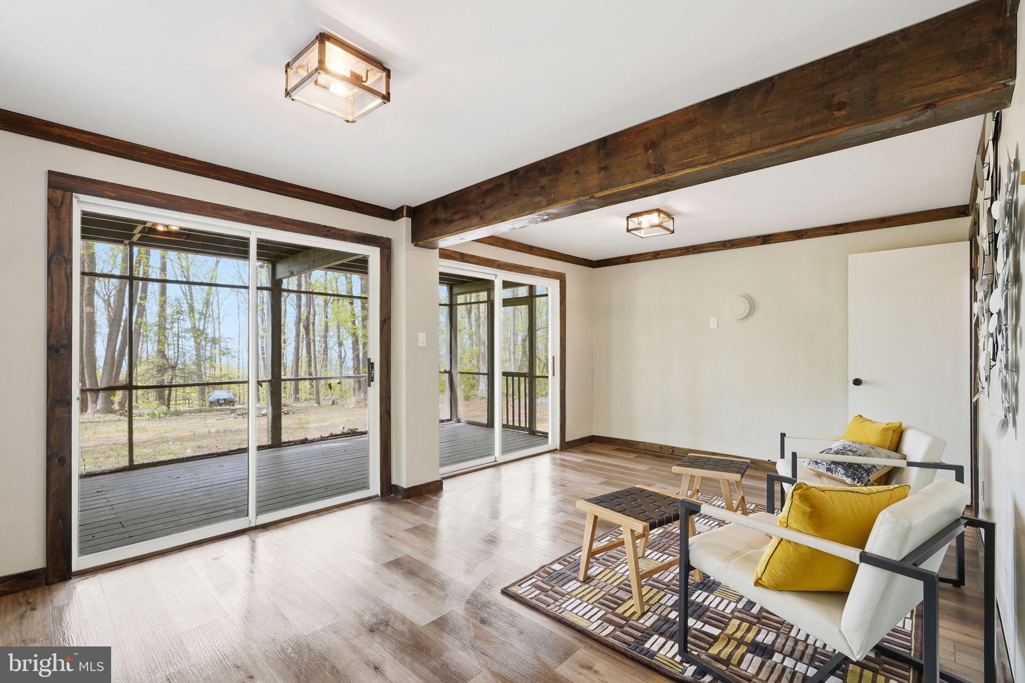 BLUE MOUNTAIN - Residential