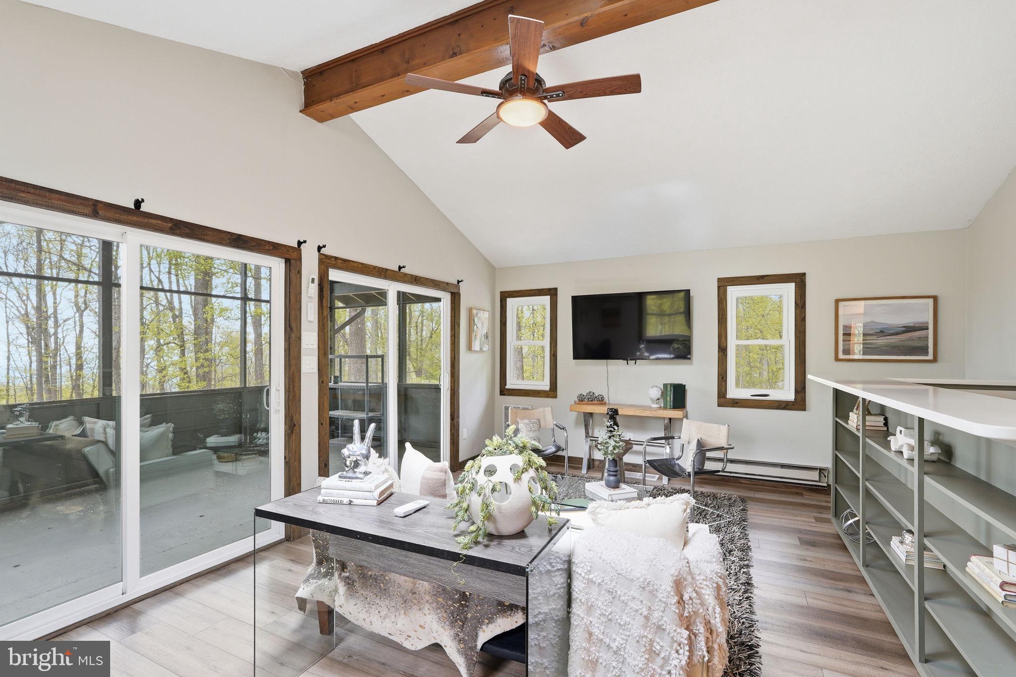 BLUE MOUNTAIN - Residential