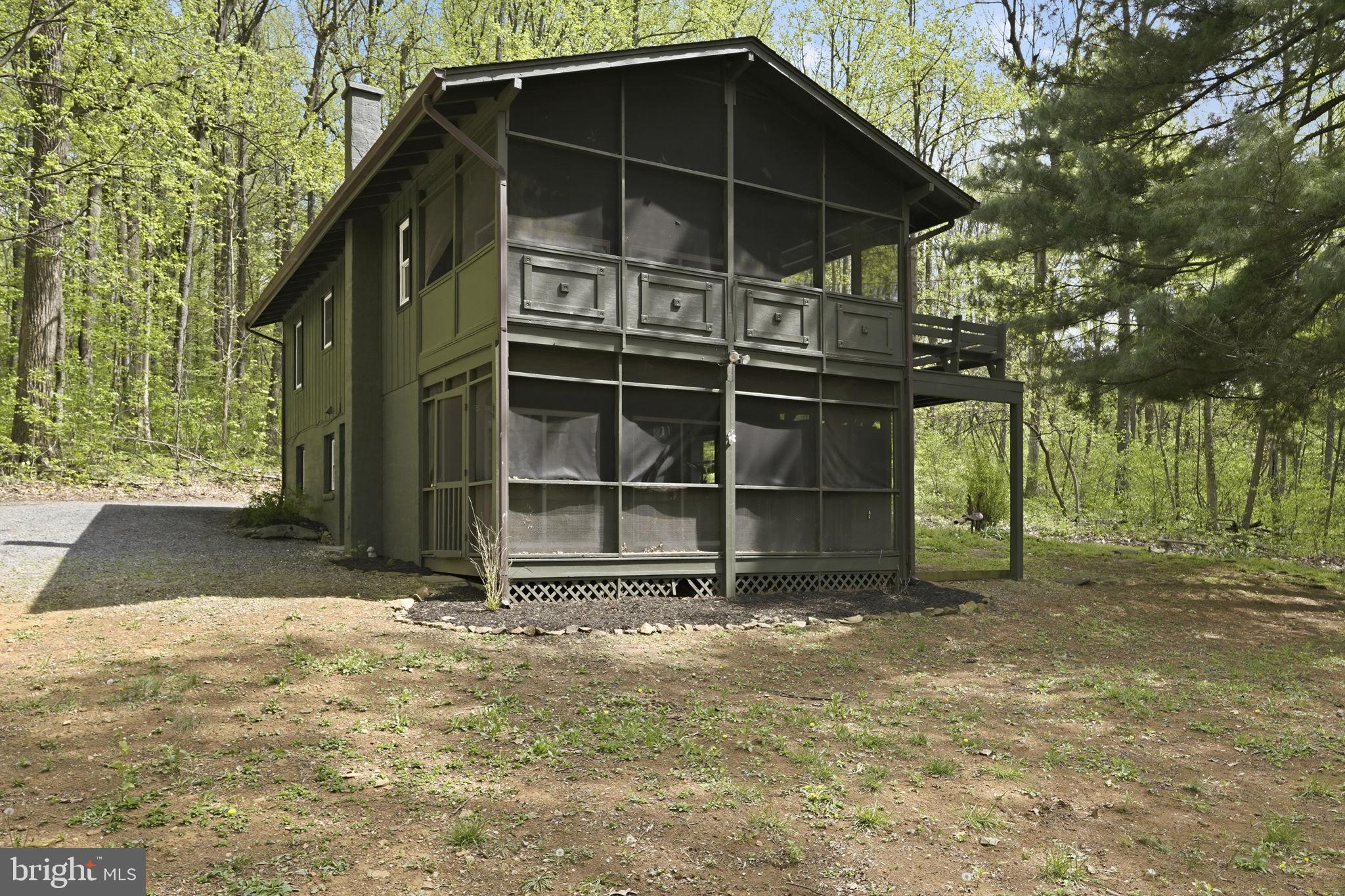 BLUE MOUNTAIN - Residential