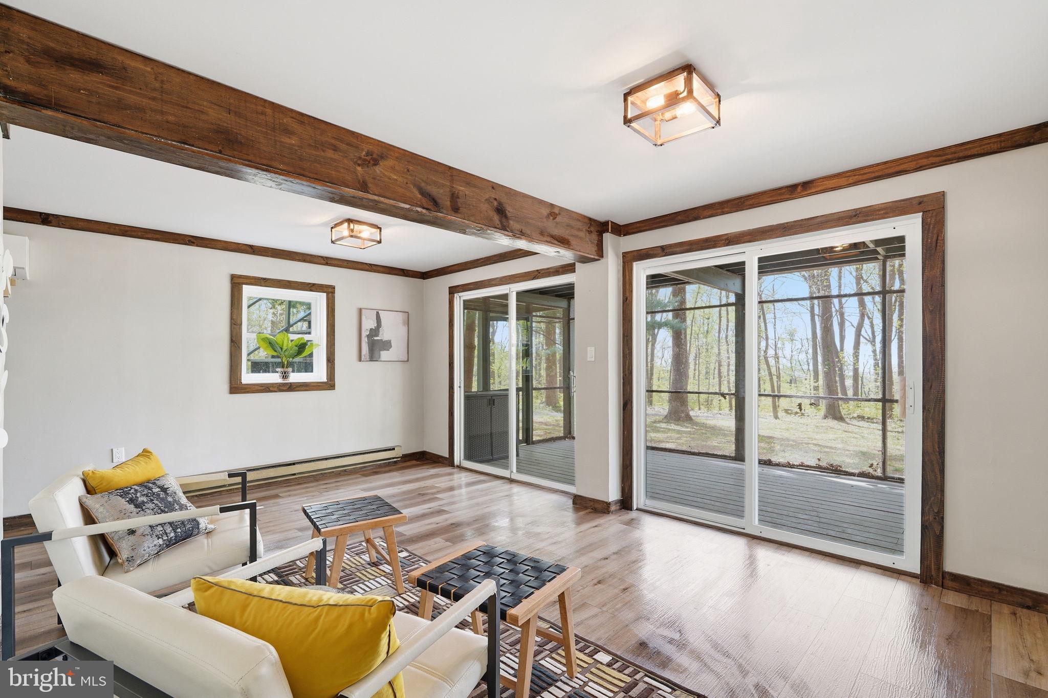 BLUE MOUNTAIN - Residential