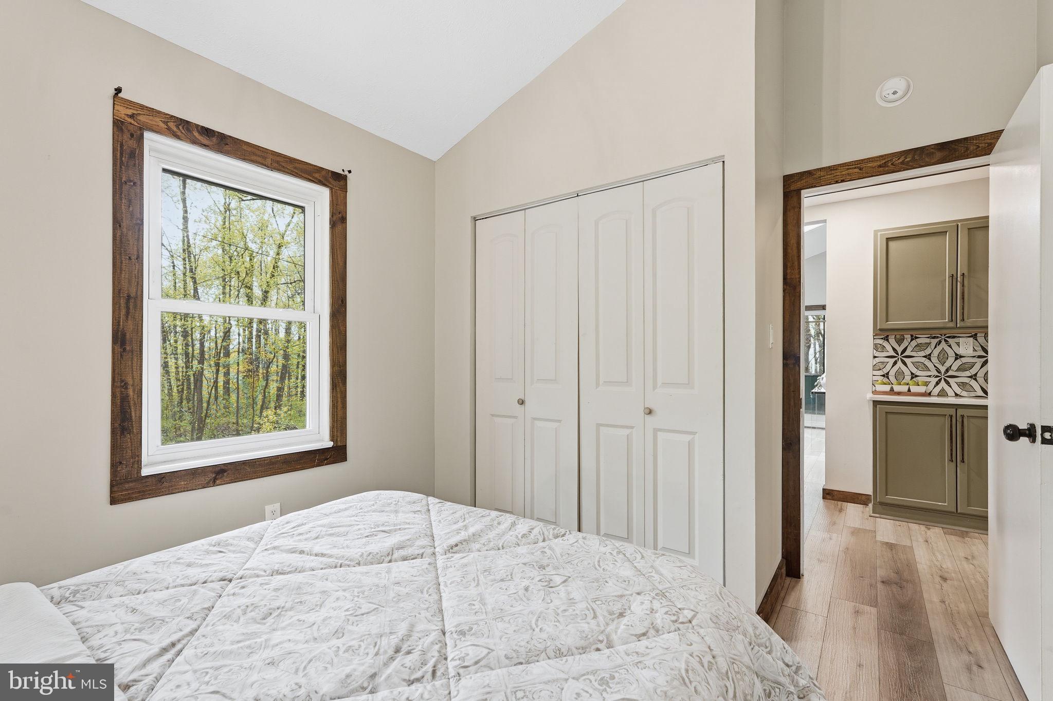 BLUE MOUNTAIN - Residential