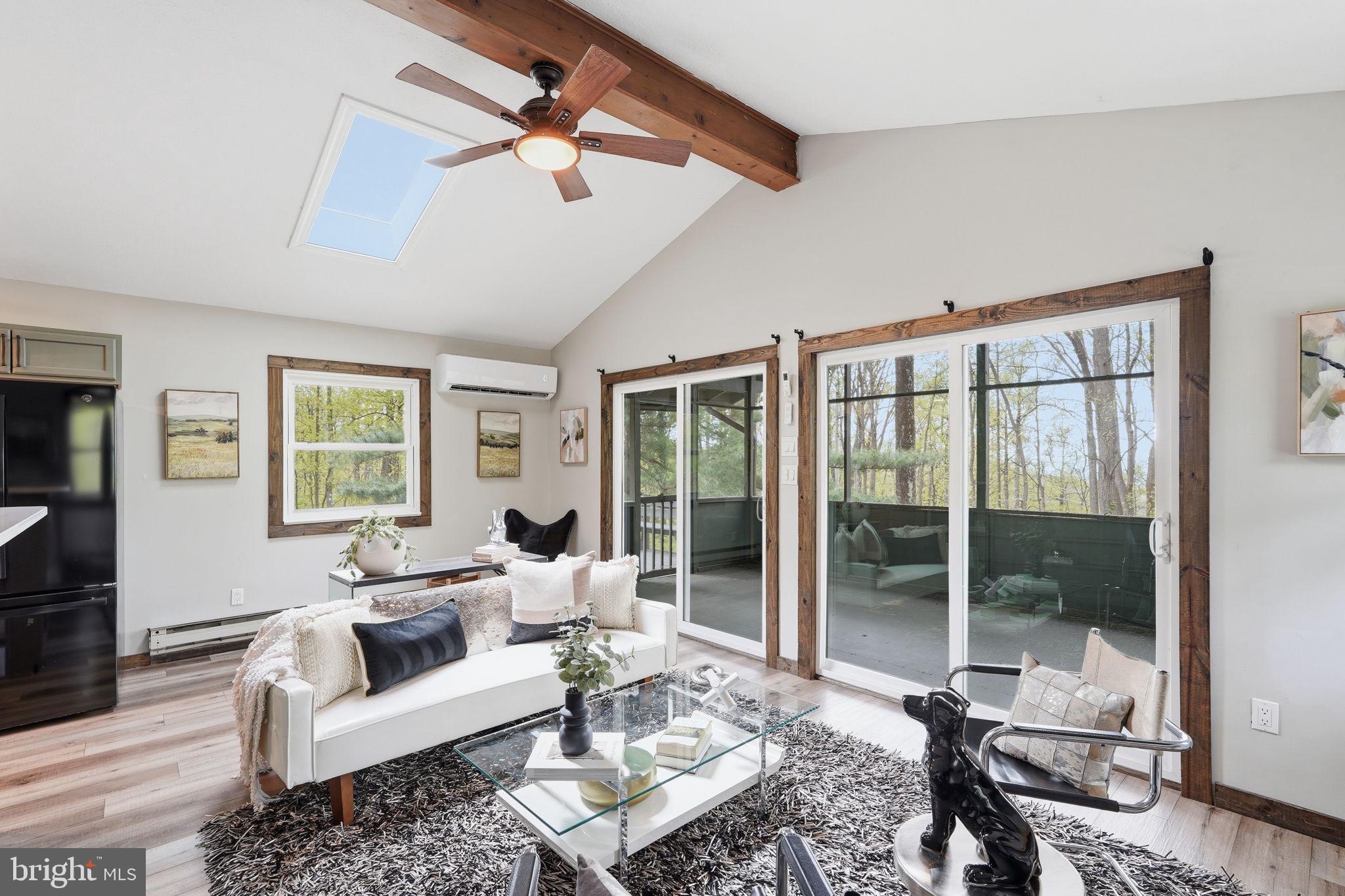 BLUE MOUNTAIN - Residential